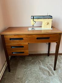 Macchina da cucito Singer vintage