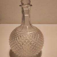 bottiglia bugnata vintage design