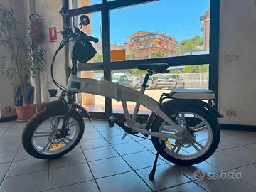 Bicicletta Elettrica Icone X5