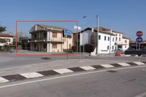 Immobile in asta di 255 m² con più di 5 locali a P