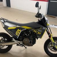 Husqvarna 701 SUPERMOTO