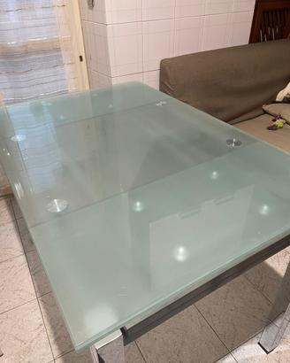 Tavolo vetro e sedie