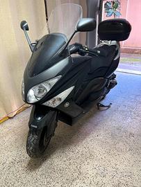 Yamaha T Max - 2011