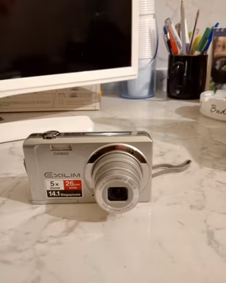 Macchina fotografica Casio Exilim EX-ZS5 