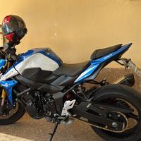 Suzuki GSR 750 2014