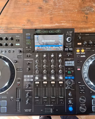 XDJ-XZ pioneer