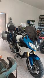 BMW R 1200 RS
