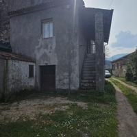 Casa composta da 4 vani: 2 Letto, Cucina e Cantina