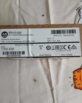 PLC ALLEN BRADLEY MICROLOGOX 1400