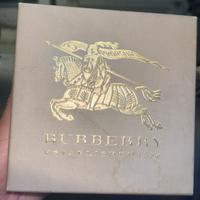 Cravatta Burberry stile vintage