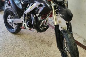 hm cre six competition 50 cc/ motard
