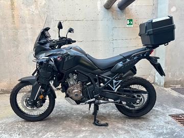 Africa Twin 1100 manuale