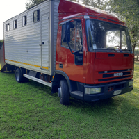 Camion trasporto cavalli