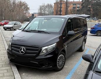 Mercedes VITO 2022 9 posti nero