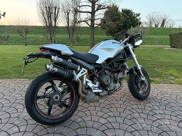 Ducati Monster S2R 1000
