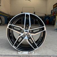 4 cerchi nuovi da 17 pollici skoda