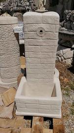 Fontana mattone in cemento e polvere di marmo