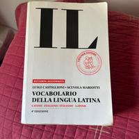 Dizionario di  Latino