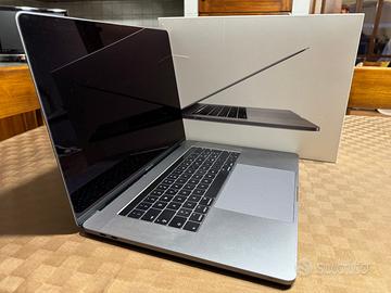MacBook Pro 15 2017 i7 16 GB RAM 256 SSD (Guasto)