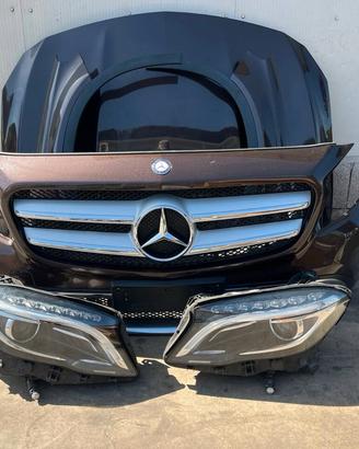 MERCEDES GLA
