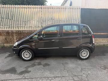 Lancia MUSA 1.4 8V Ecochic (GPL) Gold