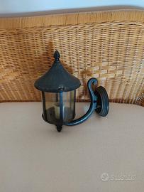 lanterna esterna sono tre