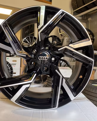 Cerchi Audi raggio 18 NUOVI cod.4892