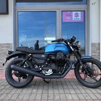 Moto Guzzi V7 IV Stone