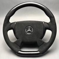 Mercedes Amg volante sportivo carbonio alcantara