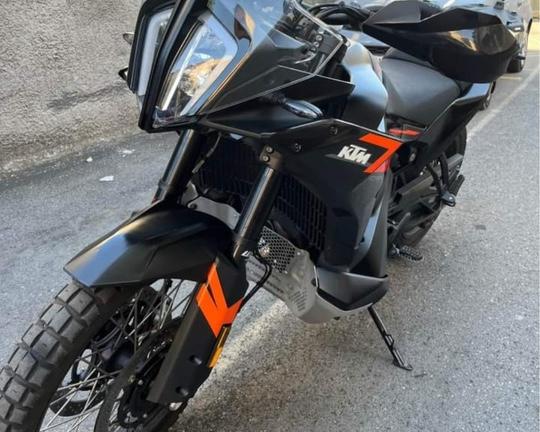Ktm 790 Adventure modello 2023