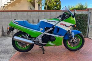Kawasaki GPZ 600 R