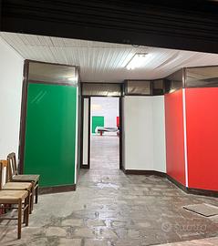 Paternò centro bottega mq 200