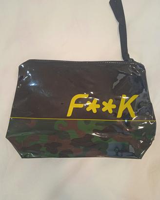 POCHETTE  F**K