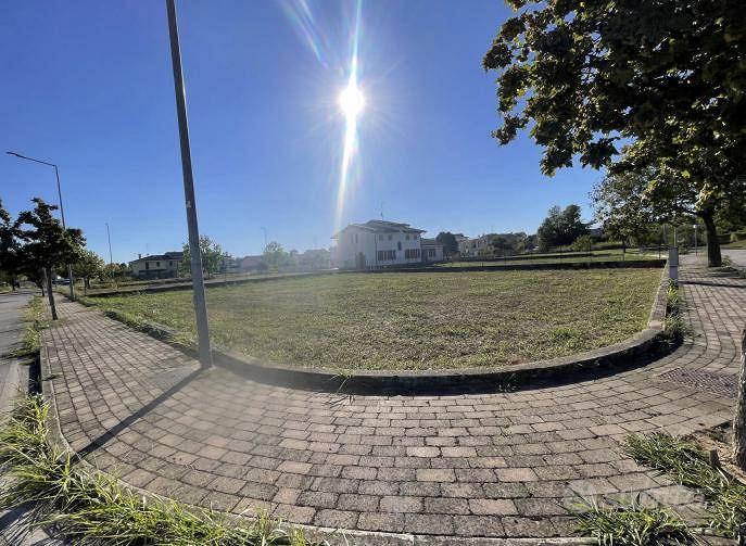 Immobile in asta di 730 m² a Curtatone - Vista 2