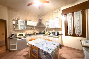 CASA SINGOLA CON SCOPERTO