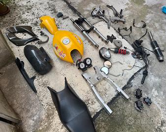 Honda Hornet 600 Ricambi