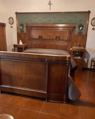 Letto matriminiale d’epoca - legno/marmi