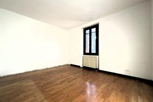 2 LOCALI A CREMA