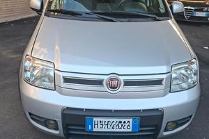 Fiat Panda 1.3 MJT 16V DPF 4x4 Climbing