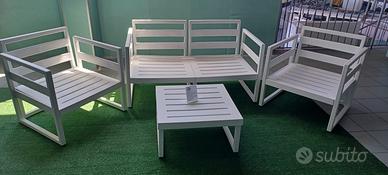 SET DIVANO DA GIARDINO