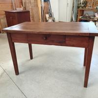 tavolo antico in legno di noce e larice 