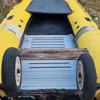 GOMMONE 4,20 M CON MOTORE 15 CAVALLI