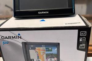 Navigatore auto GARMIN