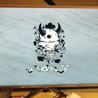 Monitor 4k 42 pollici Yashi fuori produzione 