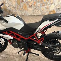 Benelli bn 125