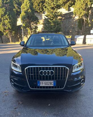 AUDI Q5 S-LINE