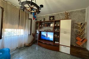 Appartamento con cantina e giardino