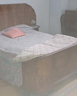 letto matrimoniale antico