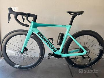 Bianchi OLTRE race