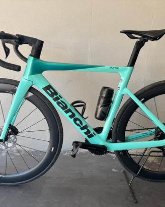 Bianchi OLTRE race